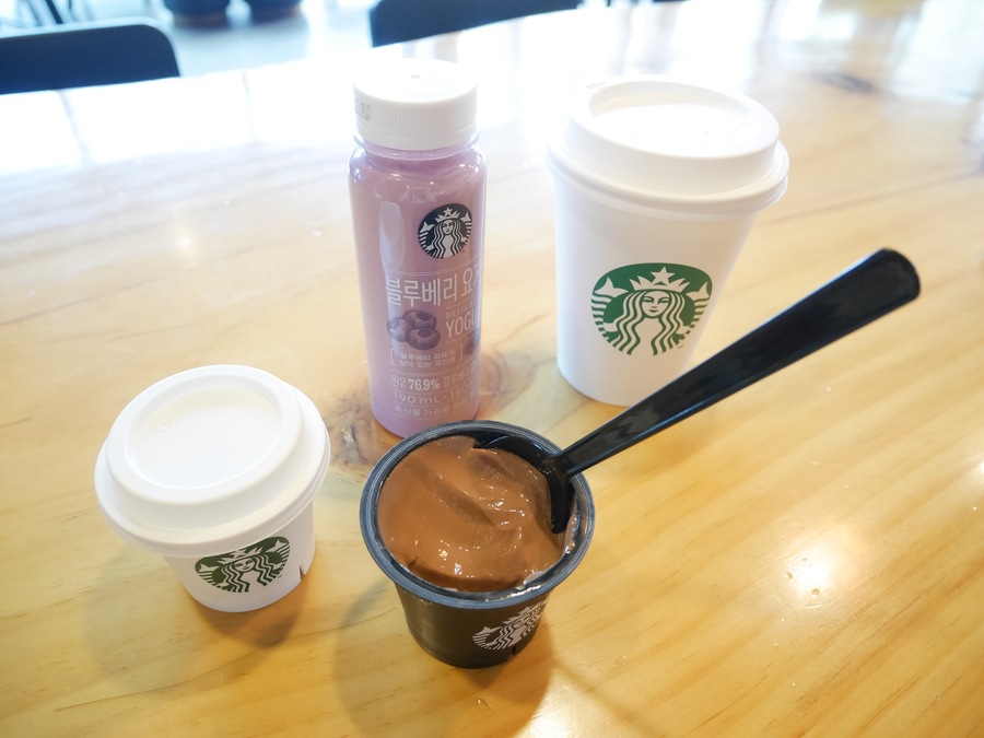 韓国スタバのプリン