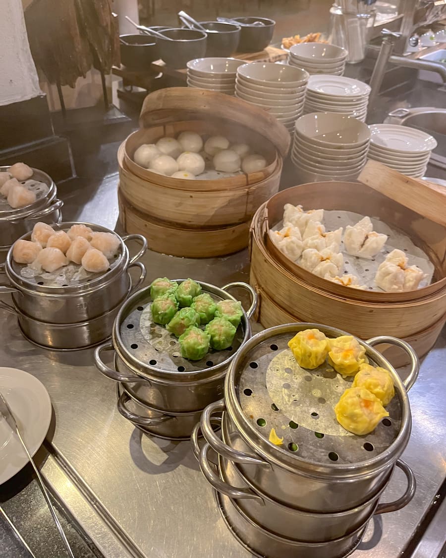 ディナービュッフェの点心のコーナー