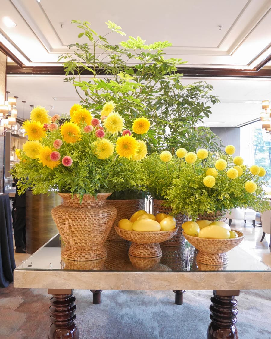 ラウンジ前に飾られていたイエローのお花